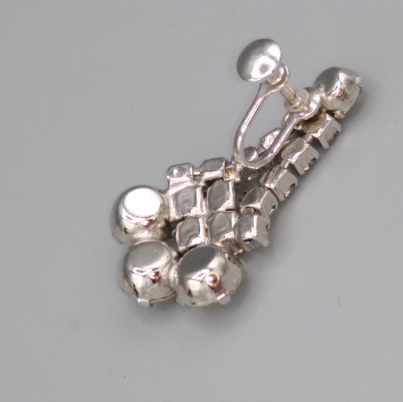 Girandole Rhinestone Chandelier Screw back Silver tone Earrings Vintage - Picture 13 of 16